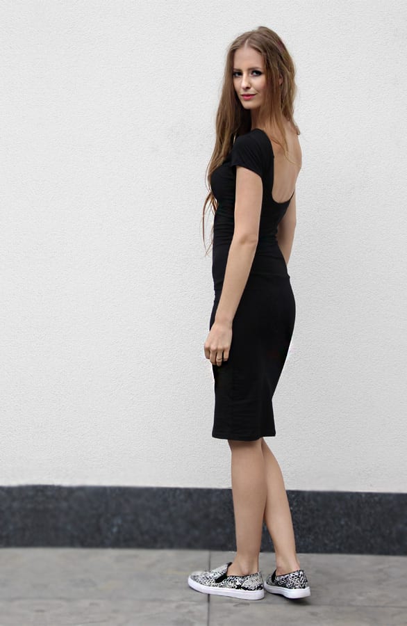 Musthave Black Dress – shoparchief, foto 3