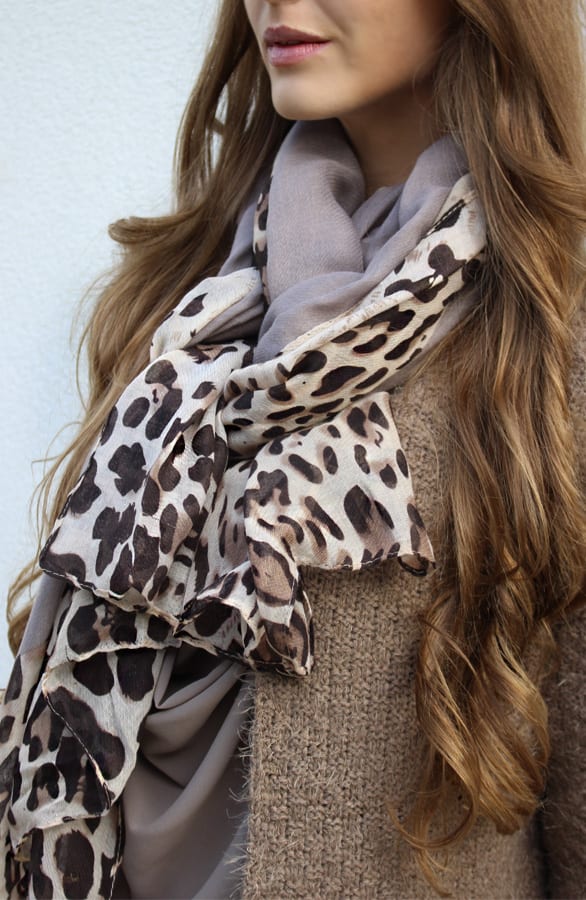 Panter Sjaal Taupe – shoparchief, foto 2