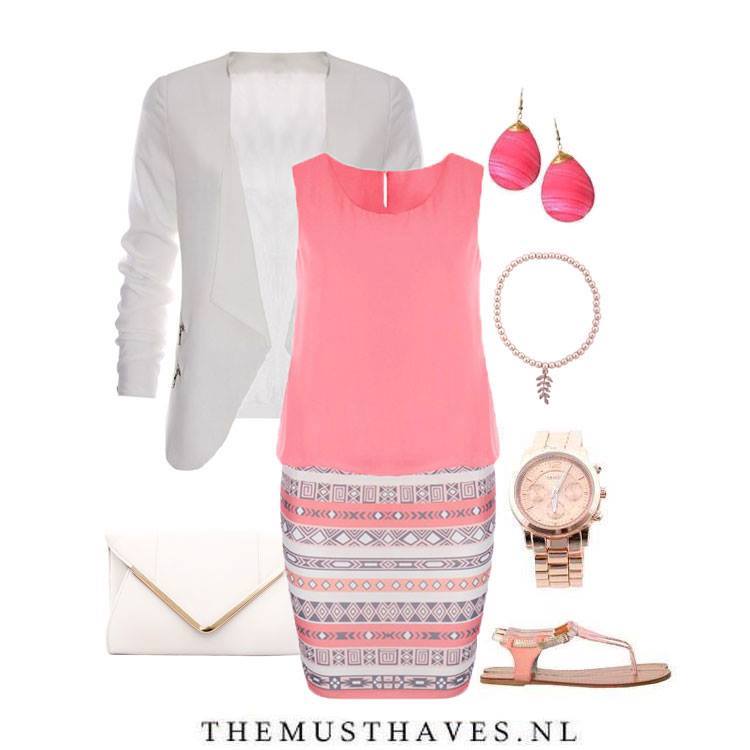 Musthave Clutch