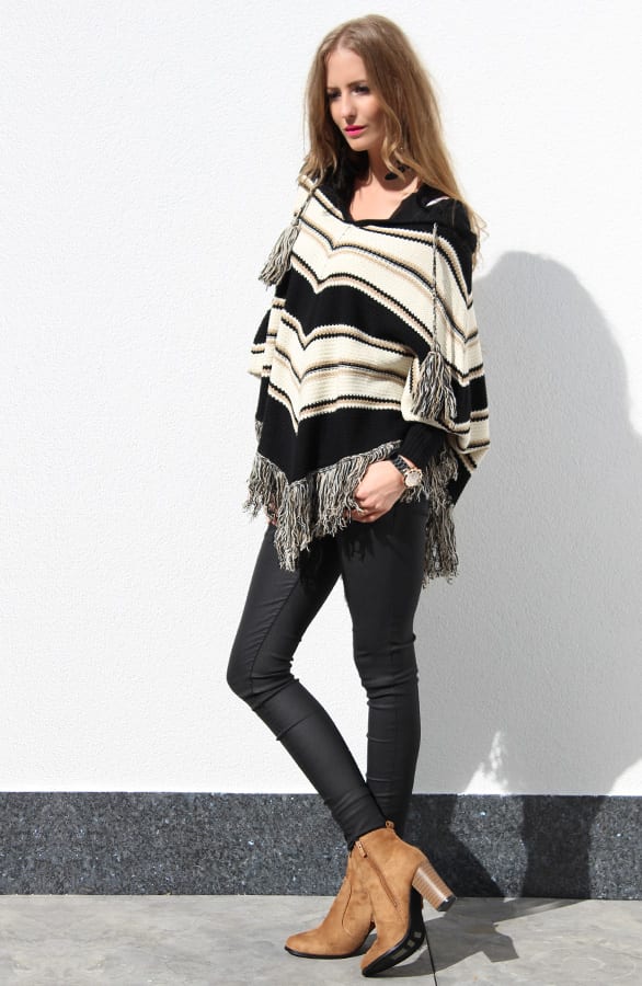 Ponchohontas Black – shoparchief, foto 2