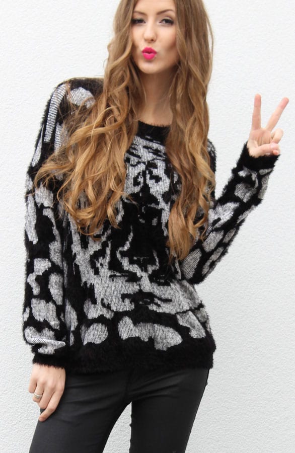 Tiger Sweater Black – shoparchief, foto 2