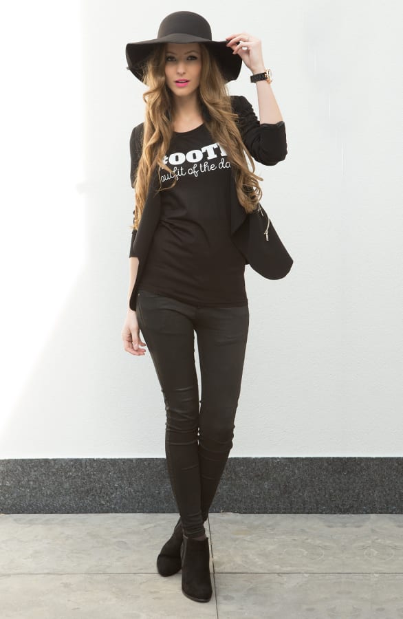 It Shirt outfit of the day – shoparchief, foto 2