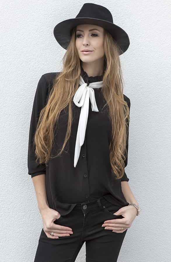 Bow Tie Blouse Black – shoparchief, foto 3