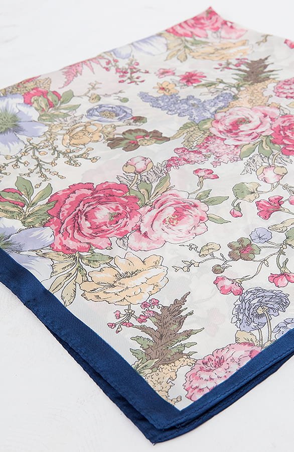 Zijde Bandana Flowers Blue – shoparchief, foto 4