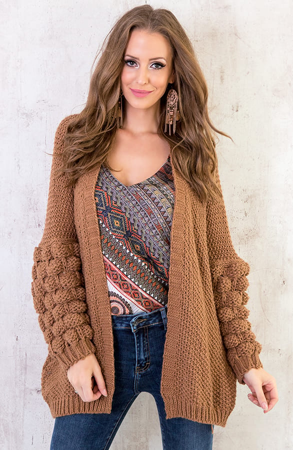 Gebreid Vest Limited Camel – shoparchief, foto 1
