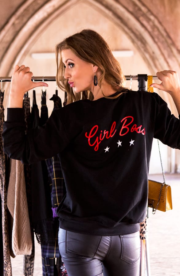 Girl Boss Sweater Zwart – shoparchief, foto 5