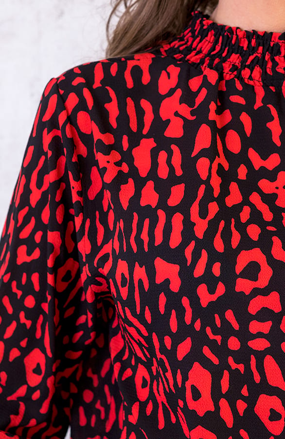 Panter Col Blouse Zwart Rood – shoparchief, foto 5
