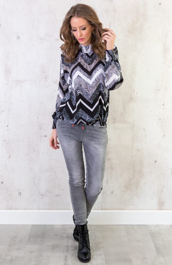 Col Zigzag Blouse Zwart – shoparchief, foto 7