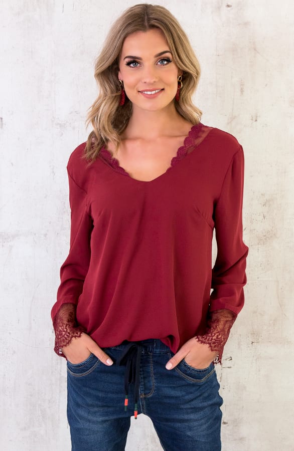 Romance Lace Blouse Bordeaux – shoparchief, foto 2