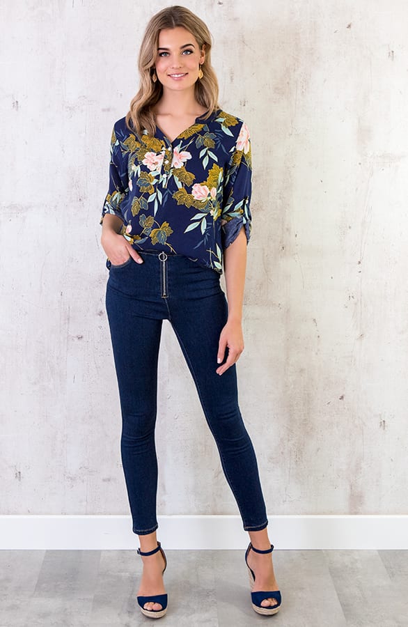 Blouse Bloemen Marineblauw – shoparchief, foto 4