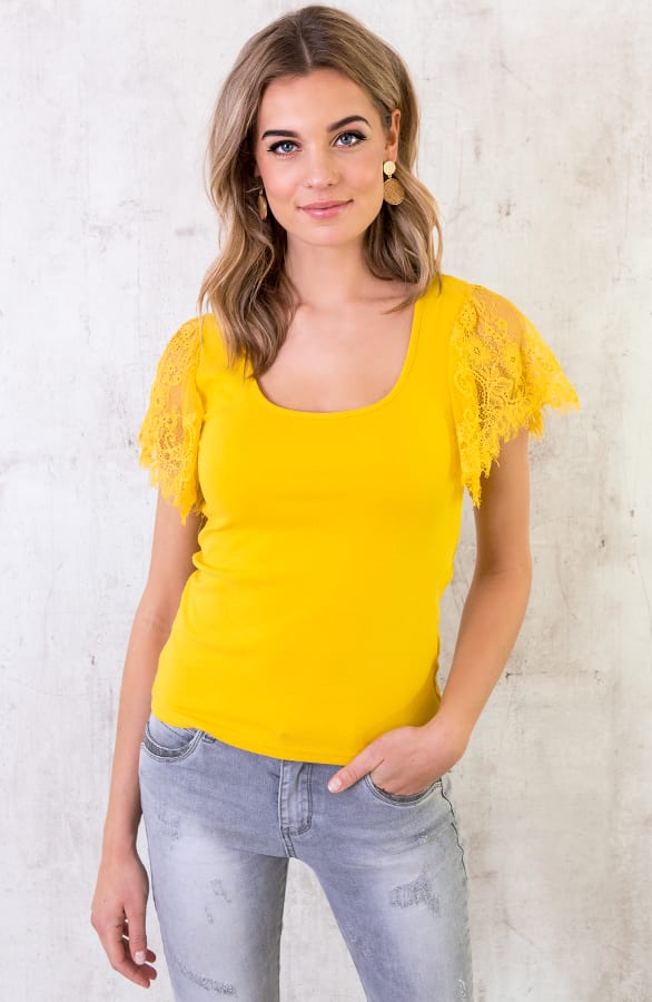 Top Met Kant Oker – shoparchief, foto 1