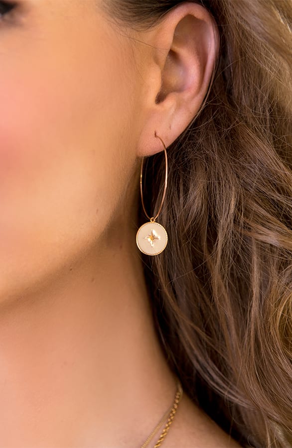 Creool Oorbellen Met Hanger Rose Creme – shoparchief, foto 2