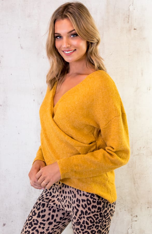 Need This Sweater Twist Oker – shoparchief, foto 3