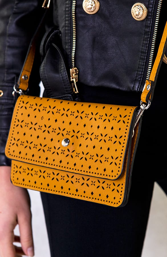 Clutch Cut Out Okergeel – shoparchief, foto 2