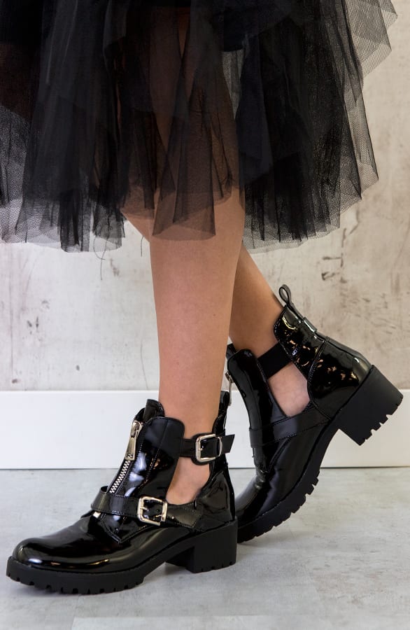 Lak Cut Out Boots Zwart – shoparchief, foto 3
