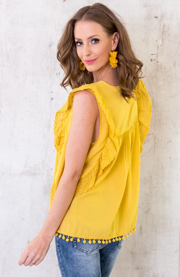 Top Met Pompons Geel – shoparchief, foto 3