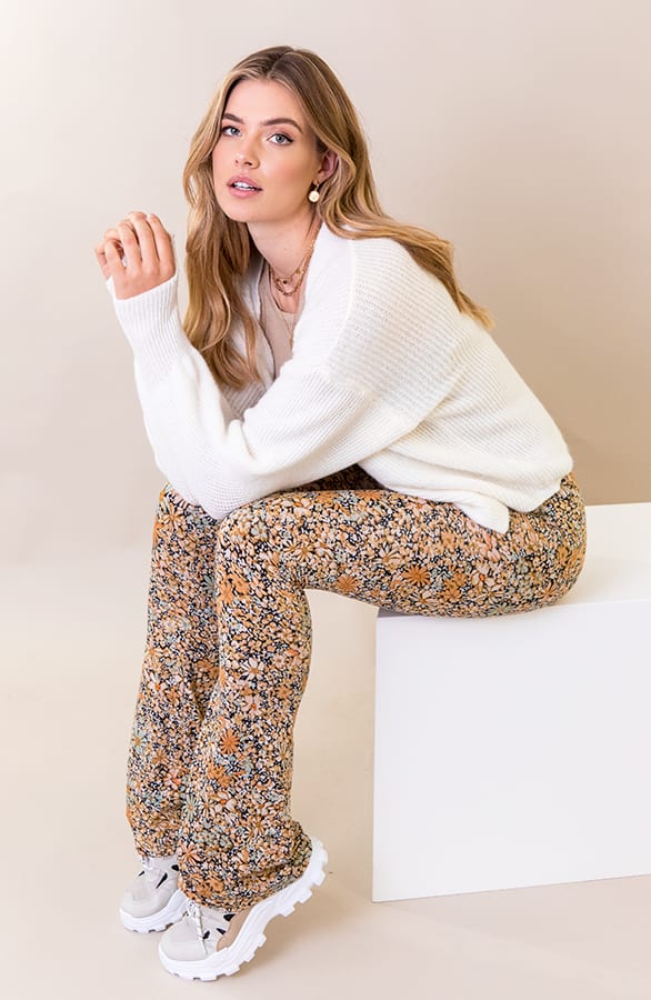 Gebreid Vest Met Knopen Offwhite – shoparchief, foto 3