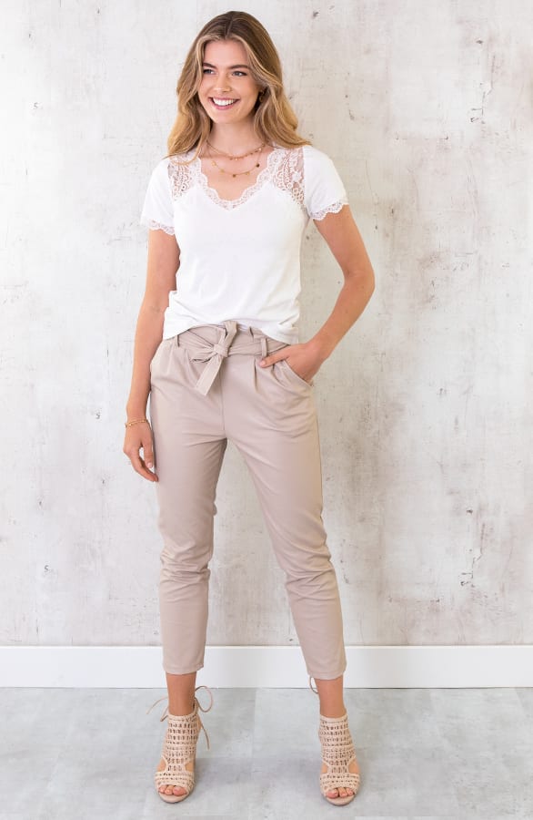 Basic Top Met Kant Wit – shoparchief, foto 4