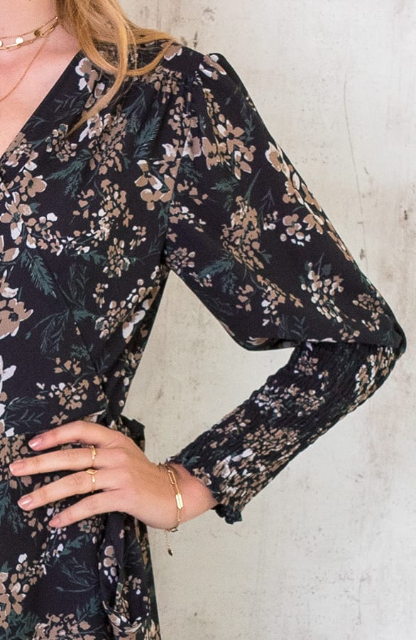 Wikkeljurk Met Bloemen Zwart – shoparchief, foto 5