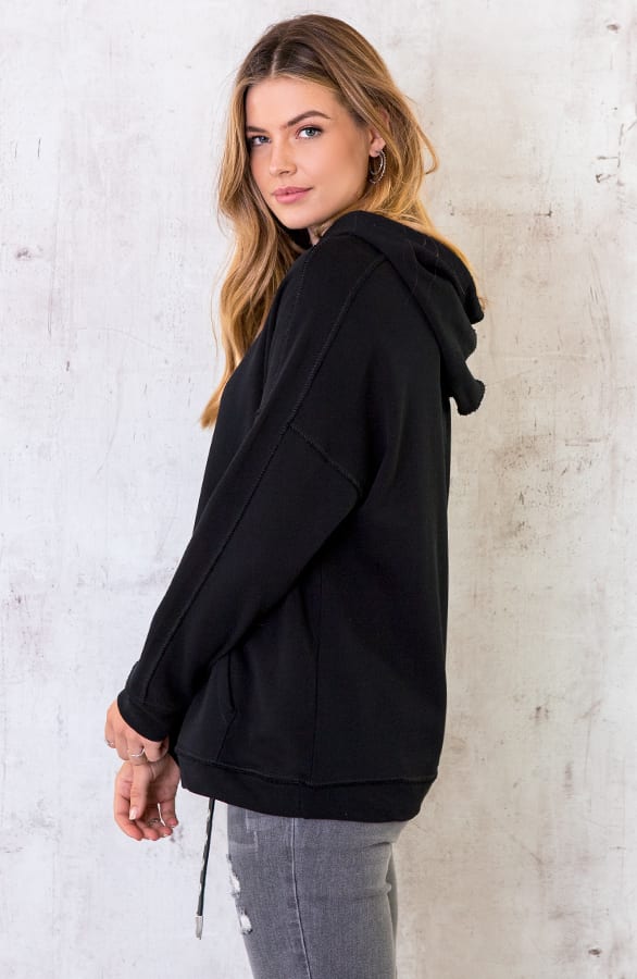 Hoodie Met Capuchon Zwart – shoparchief, foto 1