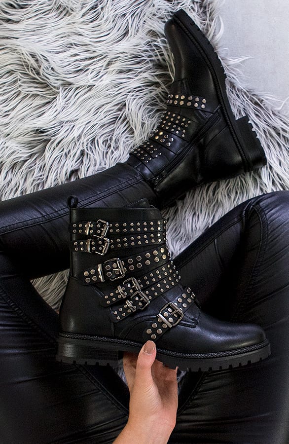 Buckle Studs Boots Zwart – shoparchief, foto 1