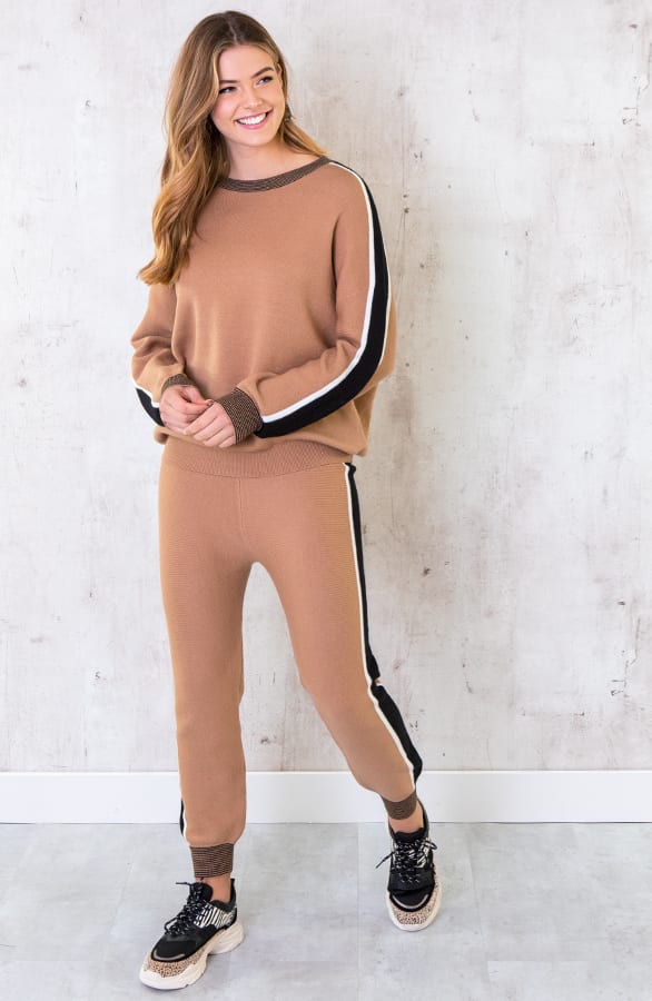 Comfy Huispak Trui + Broek Camel – shoparchief, foto 2
