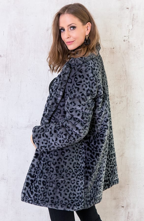 Faux Fur Jas Panterprint Grijs – shoparchief, foto 3