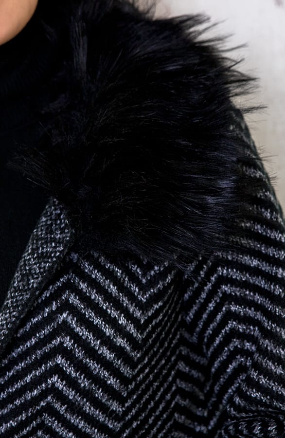 Faux Fur Zigzag Vest Zwart Wit – shoparchief, foto 4