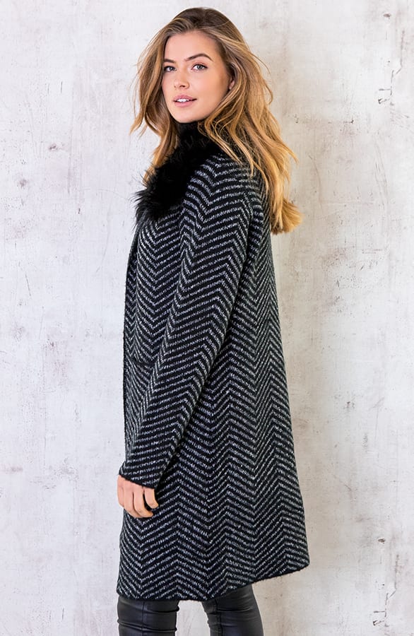 Faux Fur Zigzag Vest Zwart Wit – shoparchief, foto 3