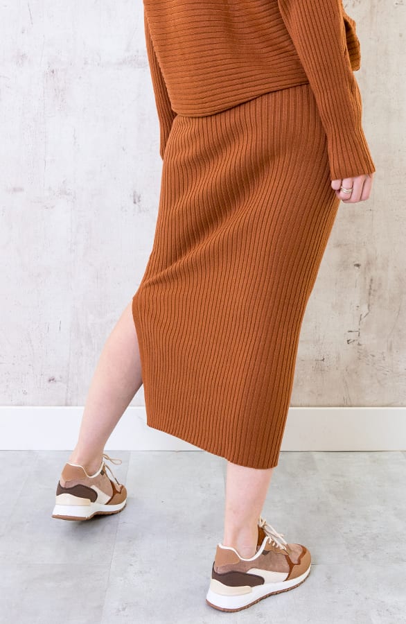 Sneakers Suede Camel – shoparchief, foto 3