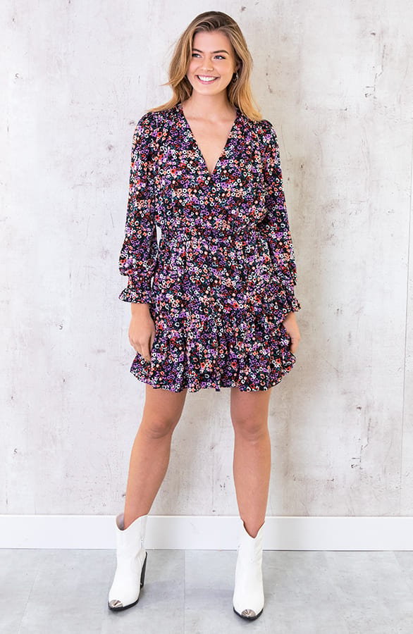 Zijden Laagjes Bloemen Jurk lila – shoparchief, foto 3