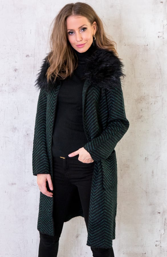 Faux Fur Zigzag Vest Smaragd Zwart – shoparchief, foto 5