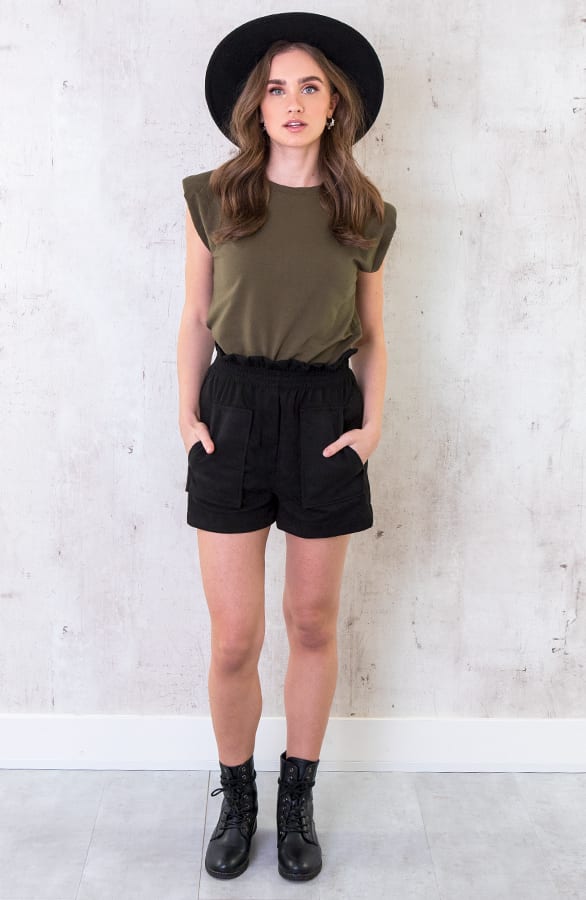 Suedine Short Met Zakken Zwart – shoparchief, foto 10