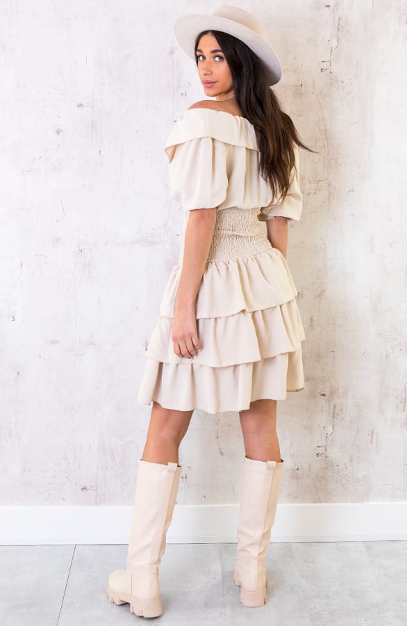 Smocked Waist Lagen Jurk Beige – shoparchief, foto 4