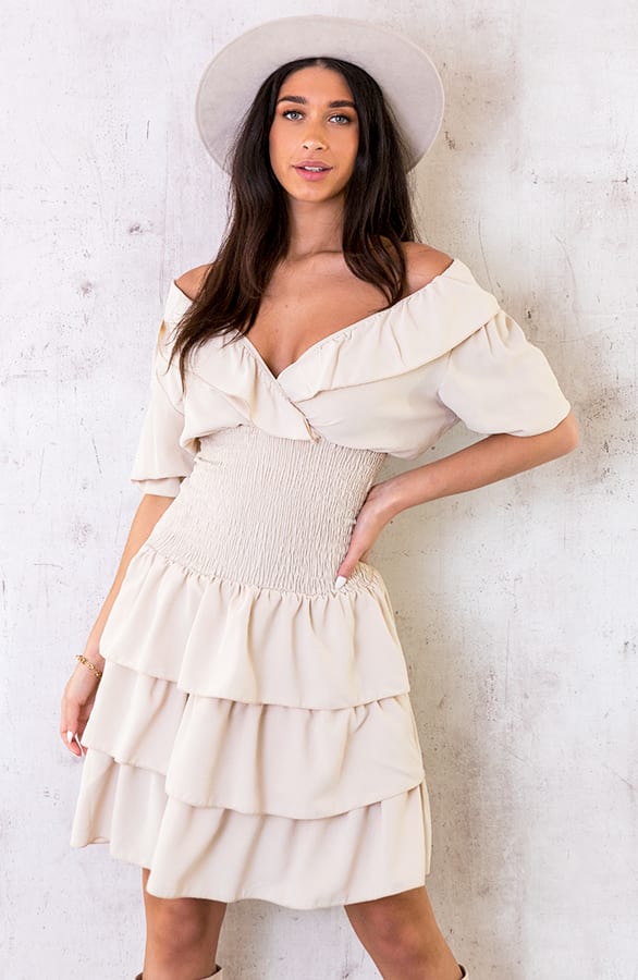 Smocked Waist Lagen Jurk Beige – shoparchief, foto 1