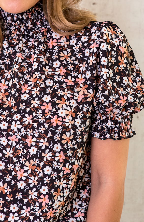 Bloemen Col Top Zwart – shoparchief, foto 4