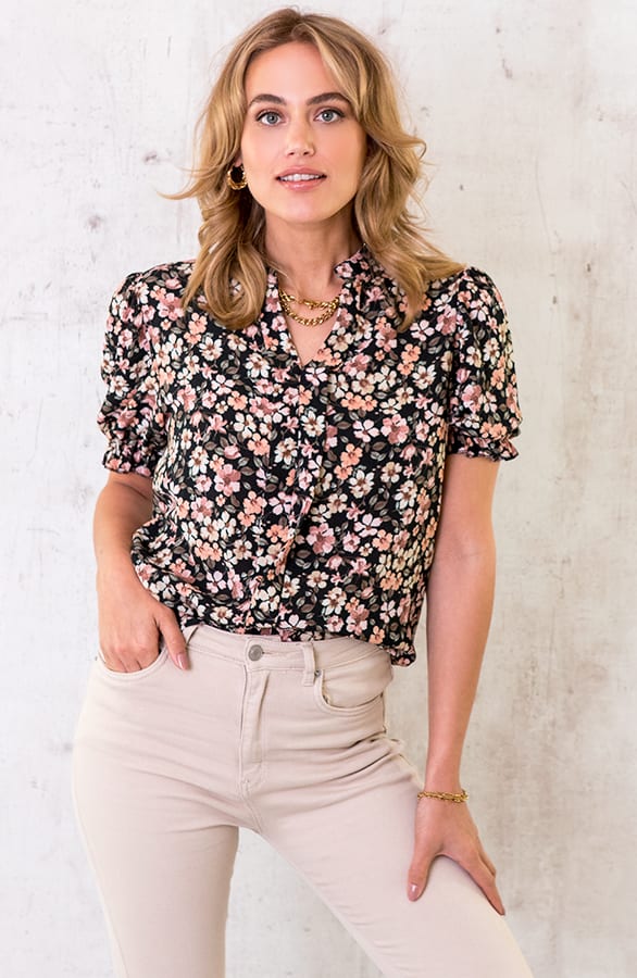 Korte Mouwen Bloemen Blouse Zwart – shoparchief, foto 1