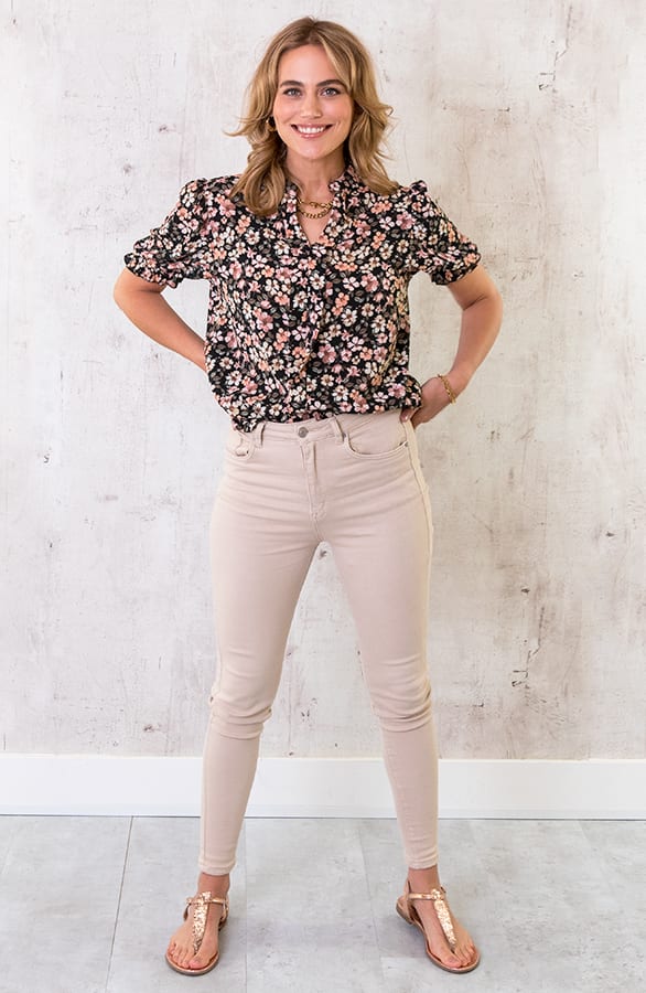 Korte Mouwen Bloemen Blouse Zwart – shoparchief, foto 5