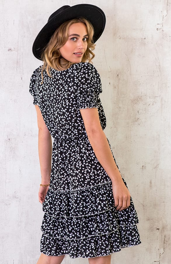Laagjes Jurk Print Zwart Wit – shoparchief, foto 2