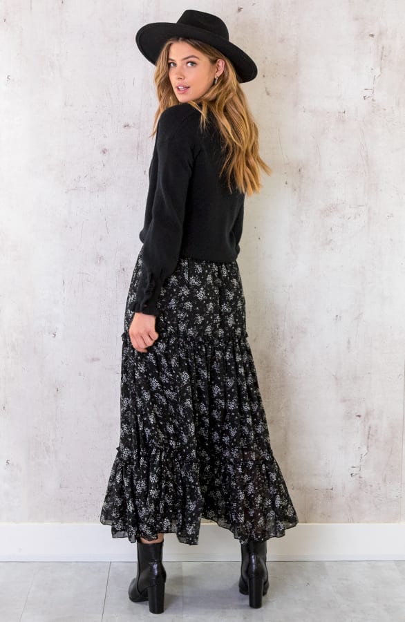 Maxi Bloemenprint Rok Zwart – shoparchief, foto 4