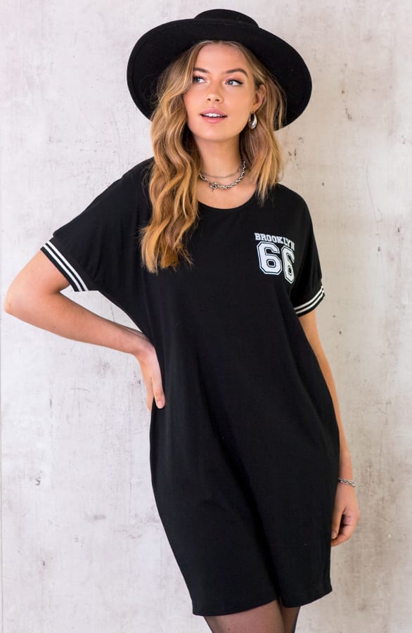 Oversized Tuniek Brooklyn Zwart – shoparchief, foto 1