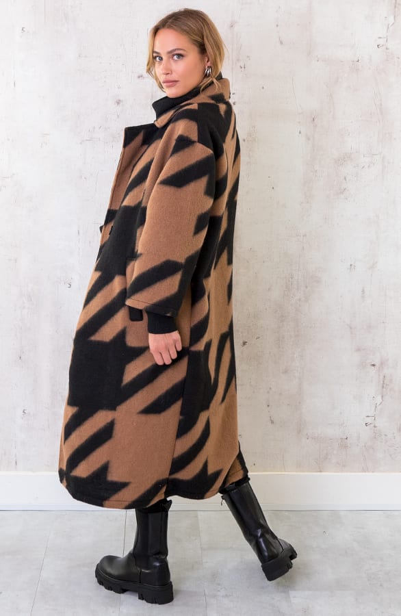 Oversized Woven Coat Long Camel – shoparchief, foto 3