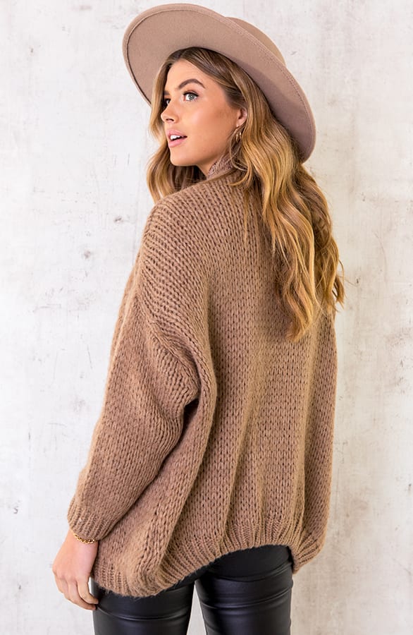 Oversized Knitted Vest Camel – shoparchief, foto 4