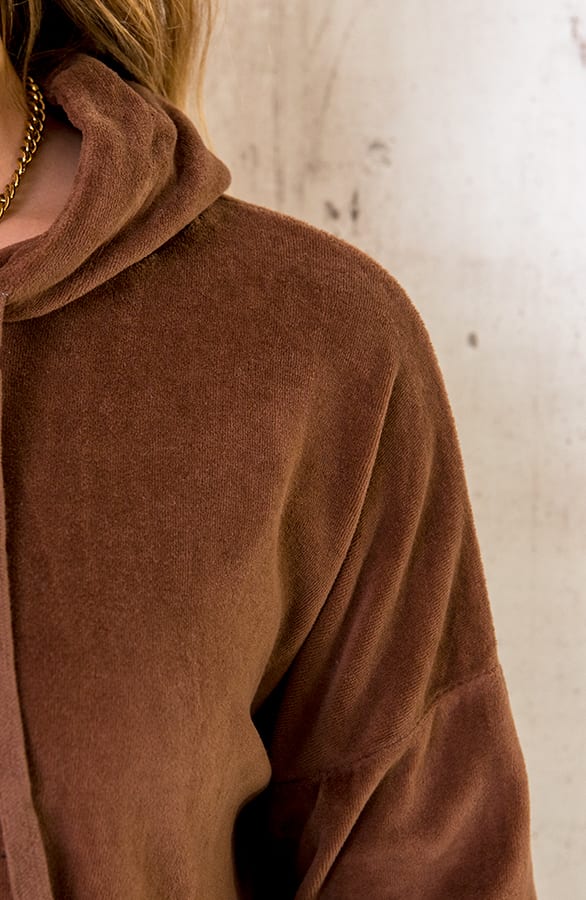 Velvet Jurk Met Capuchon Choco – shoparchief, foto 3