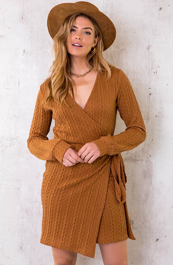 Gebreide Patroon Overslag Jurk Cognac – shoparchief, foto 1