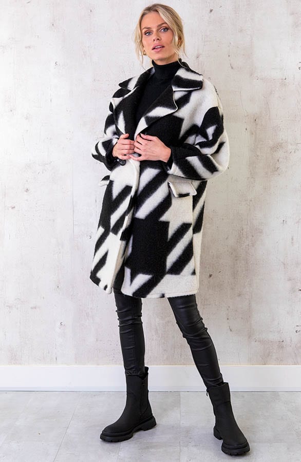 Oversized Woven Coat Zwart – shoparchief, foto 2