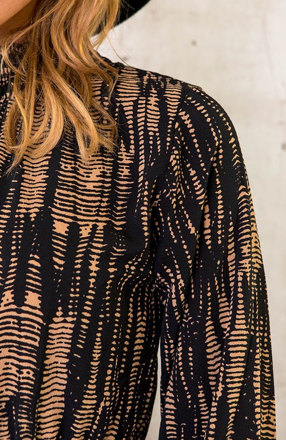 Col Jurk Overslag Print Deluxe Cognac – shoparchief, foto 6