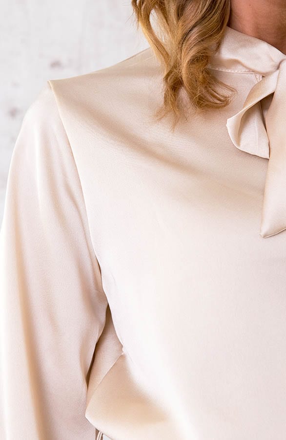 Satijnen Strik Blouse Beige – shoparchief, foto 6