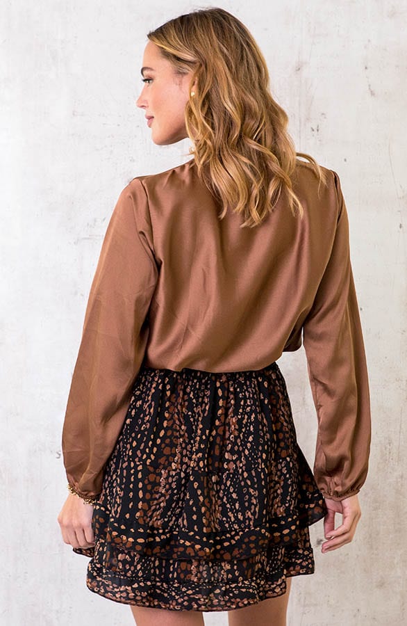Satijnen Strik Blouse Cognac – shoparchief, foto 3