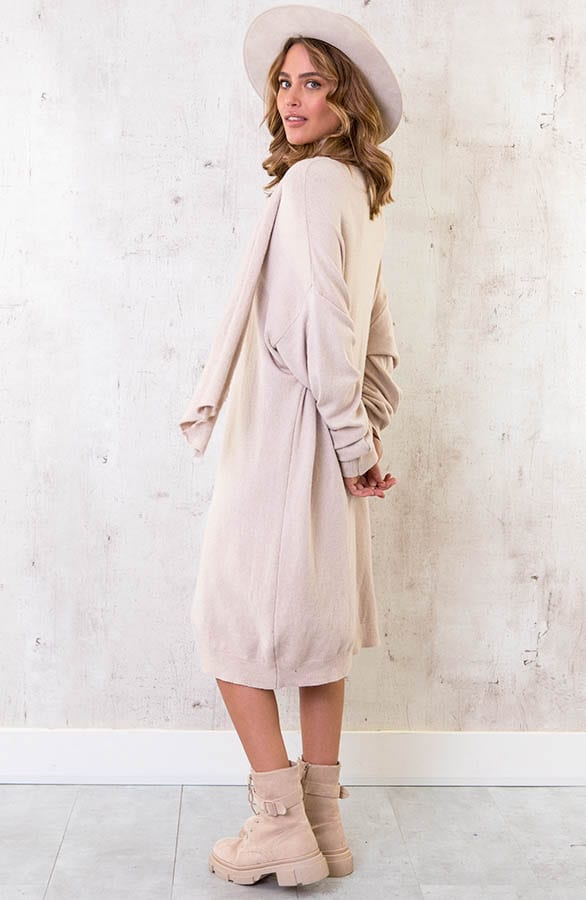 Oversized Comfy Jurk Beige – shoparchief, foto 4